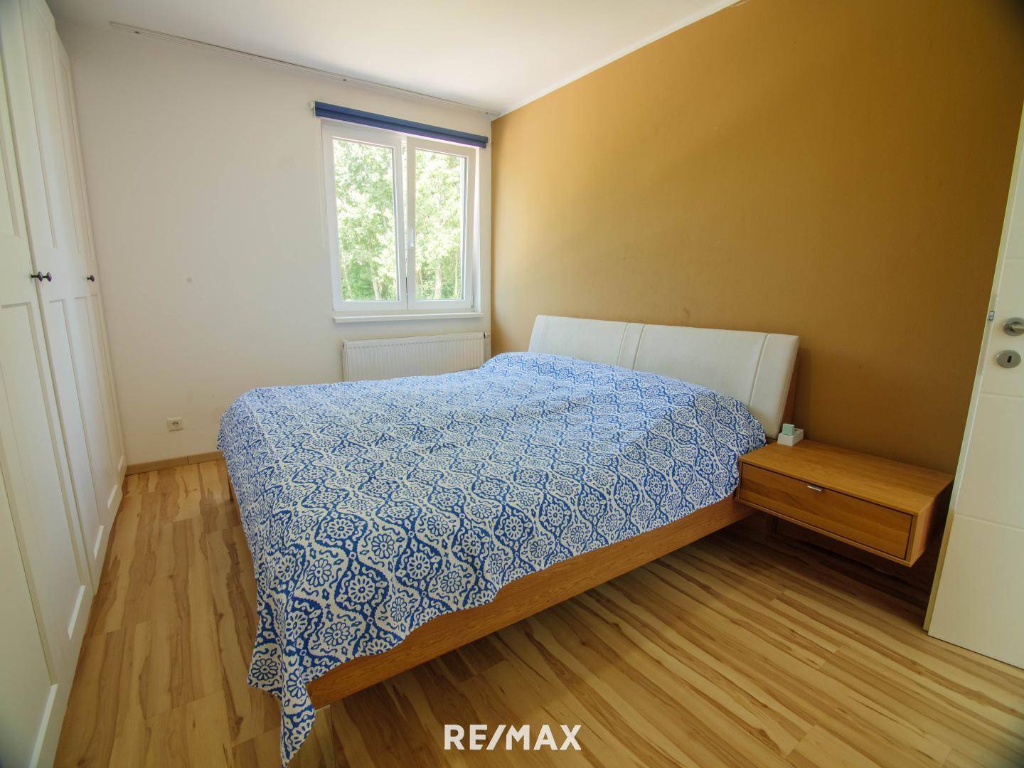 16.) Zimmer OG