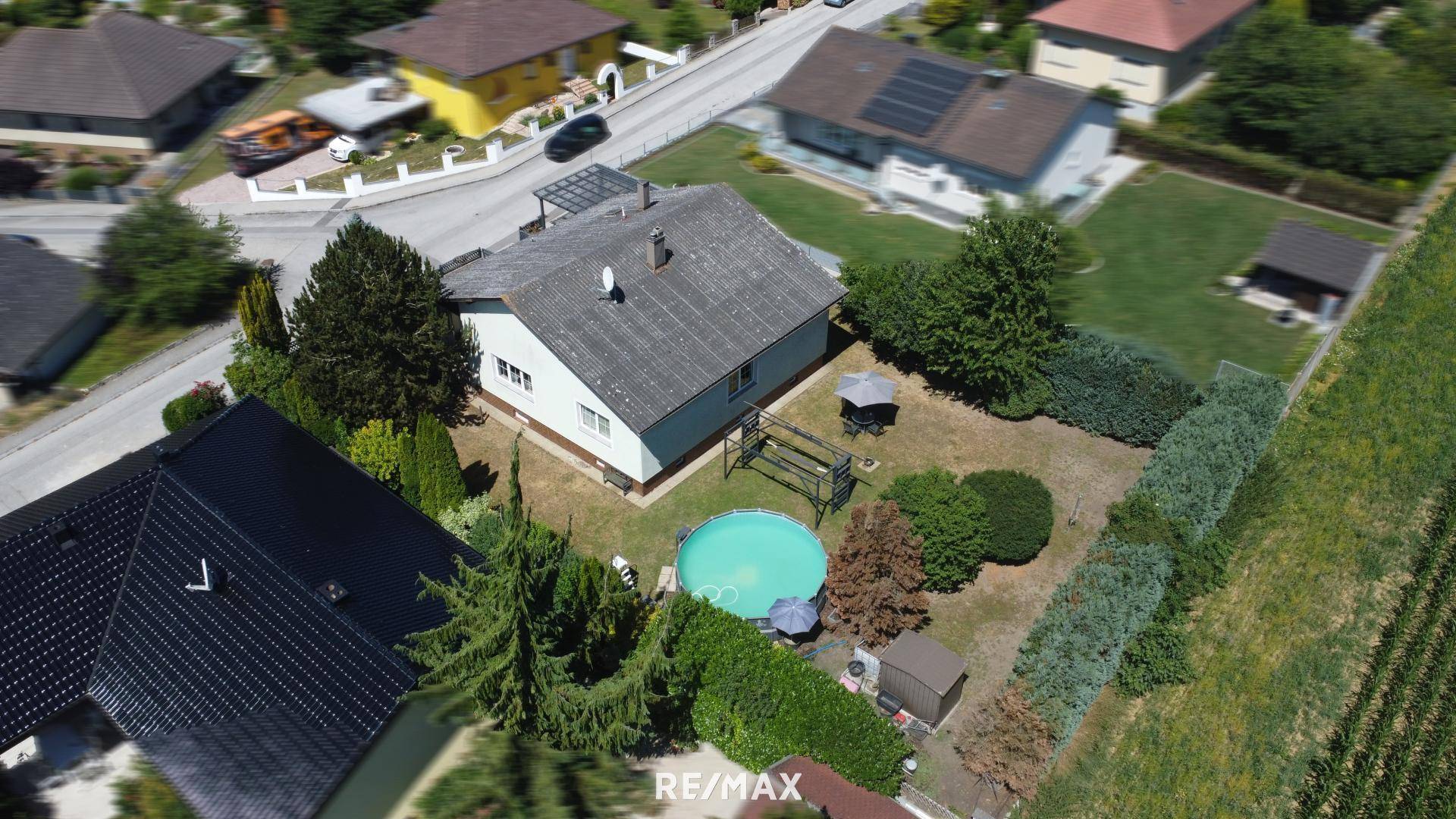 Luftbild Gartenseite