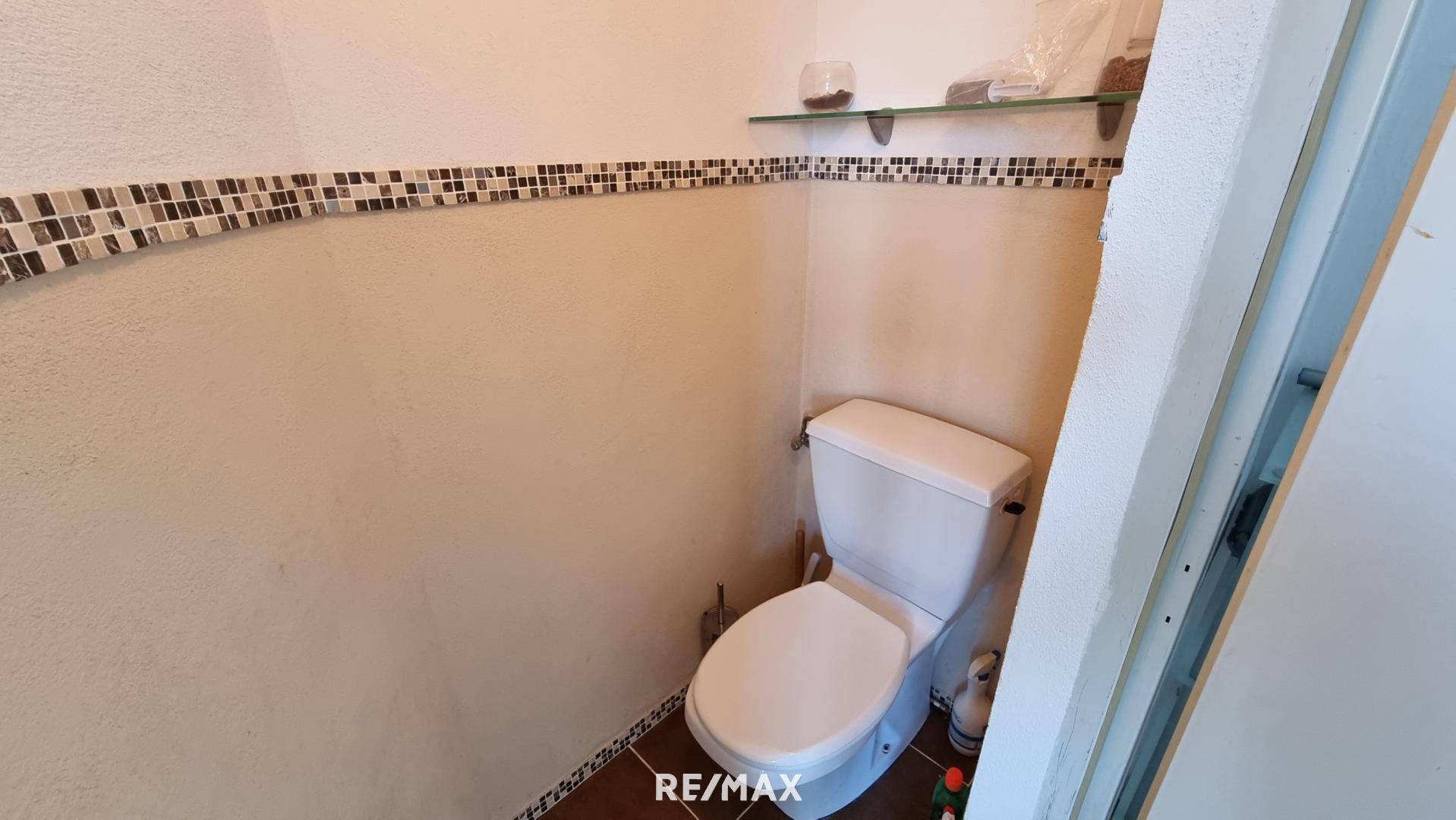 OG WC