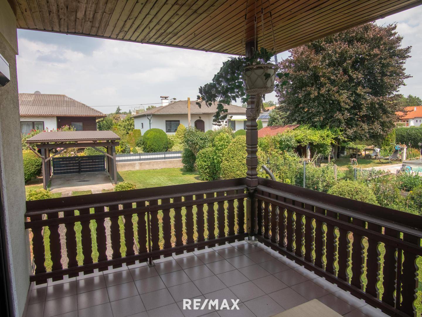13.) Terrasse EG