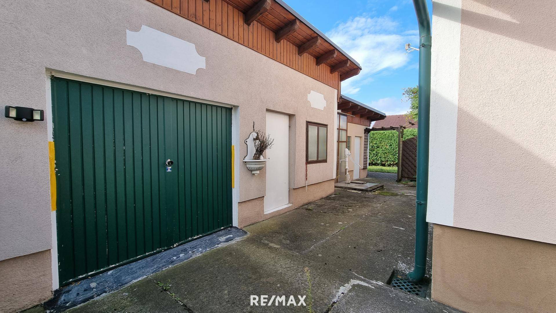 Hinterhof_Garage