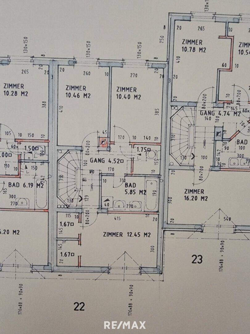 Historischer Grundriss des Obergeschosses mit Schlafzimmern und Bädern.