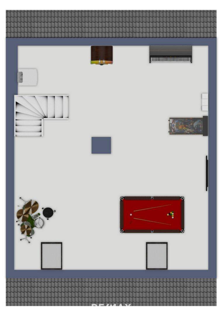 Grundriss des Dachgeschosses mit großem Hobbyraum und Billardtisch.