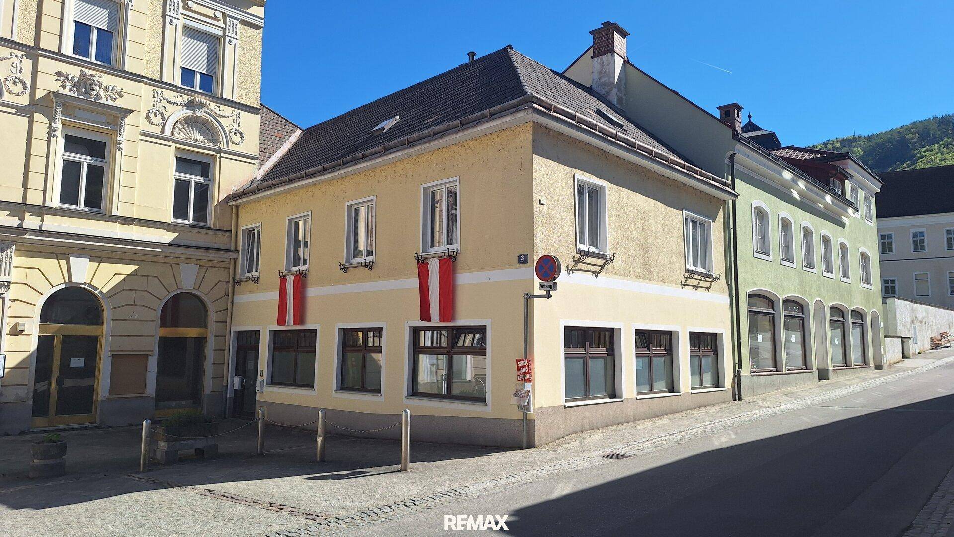 Geschäfts- &amp; Bürolokal direkt am historischen Platzl in Lilienfeld - Ansicht 2