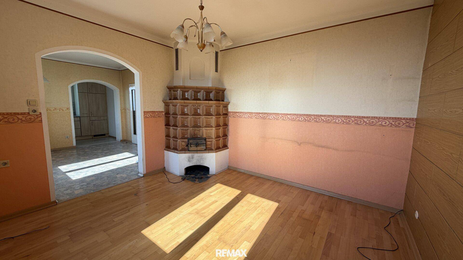 Familienhaus mit traumhaftem Ausblick – 8 Zimmer voller Möglichkeiten - Ansicht 5