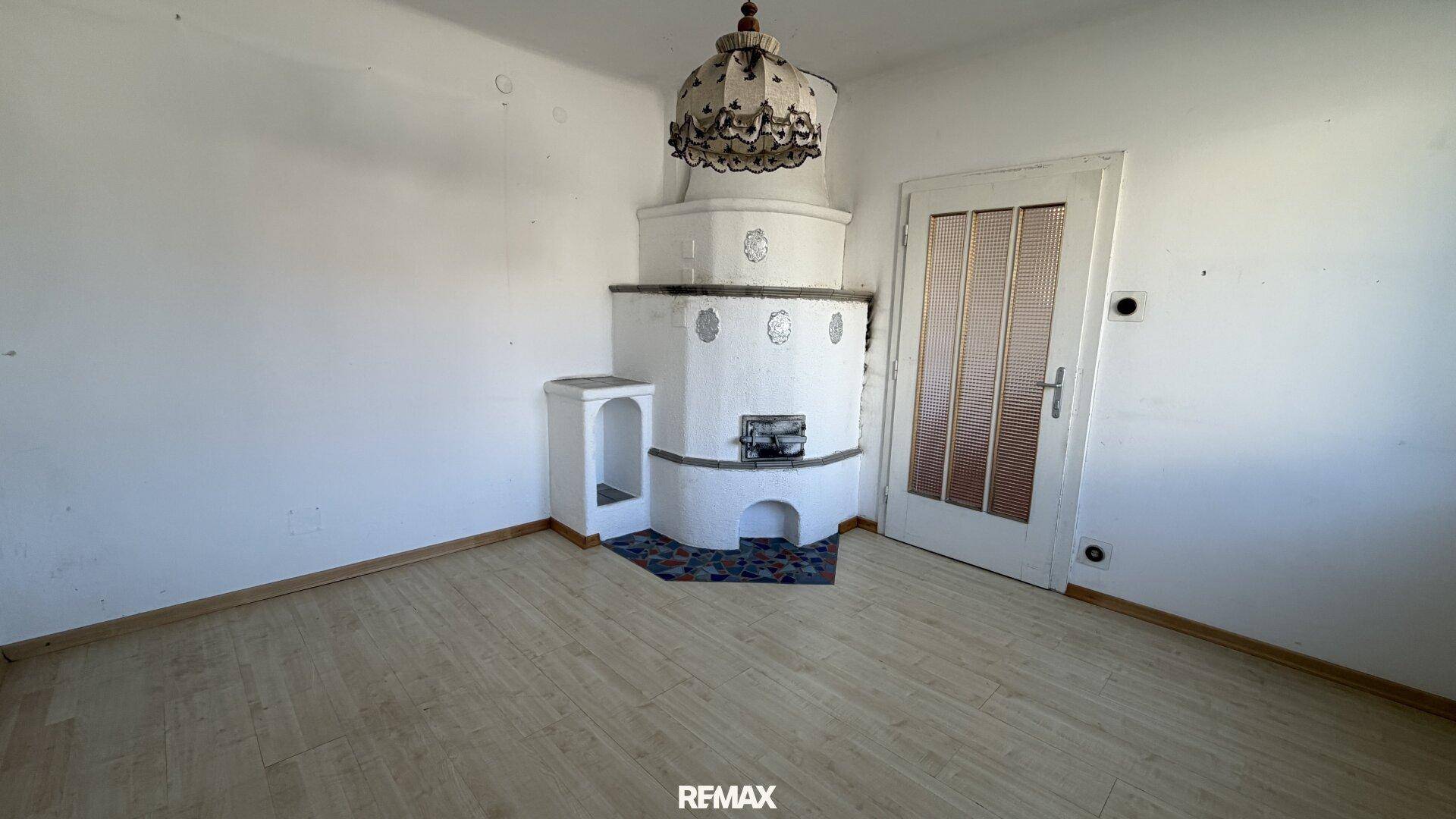 Familienhaus mit traumhaftem Ausblick – 8 Zimmer voller Möglichkeiten - Ansicht 6