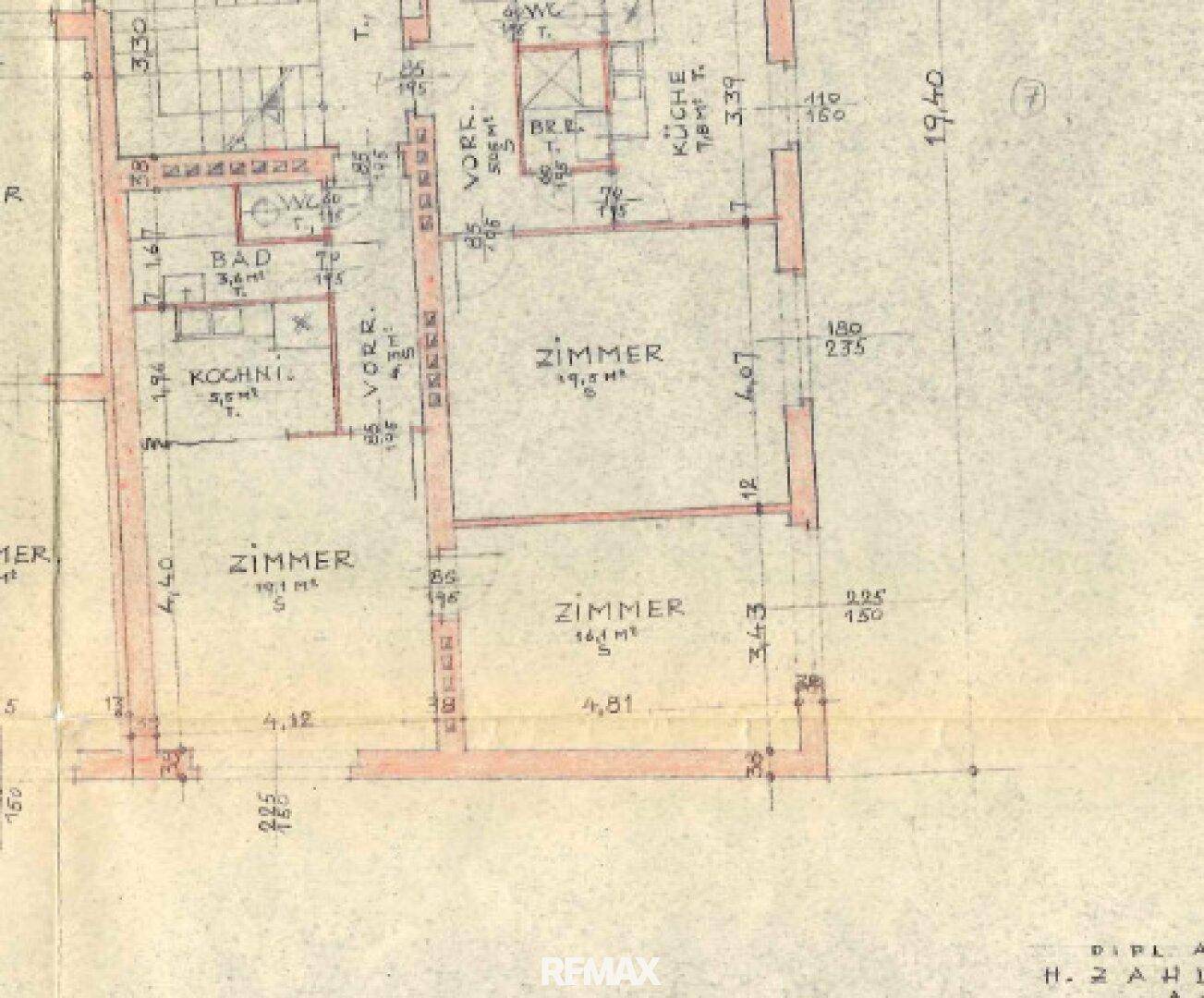 Historischer Grundrissplan mit Raumaufteilung und handschriftlichen Notizen.