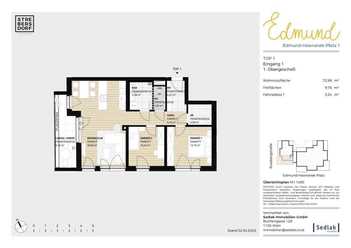 Grundriss einer Wohnung mit offener Wohnküche, zwei Schlafzimmern, Bad, separatem WC und einer Loggia.