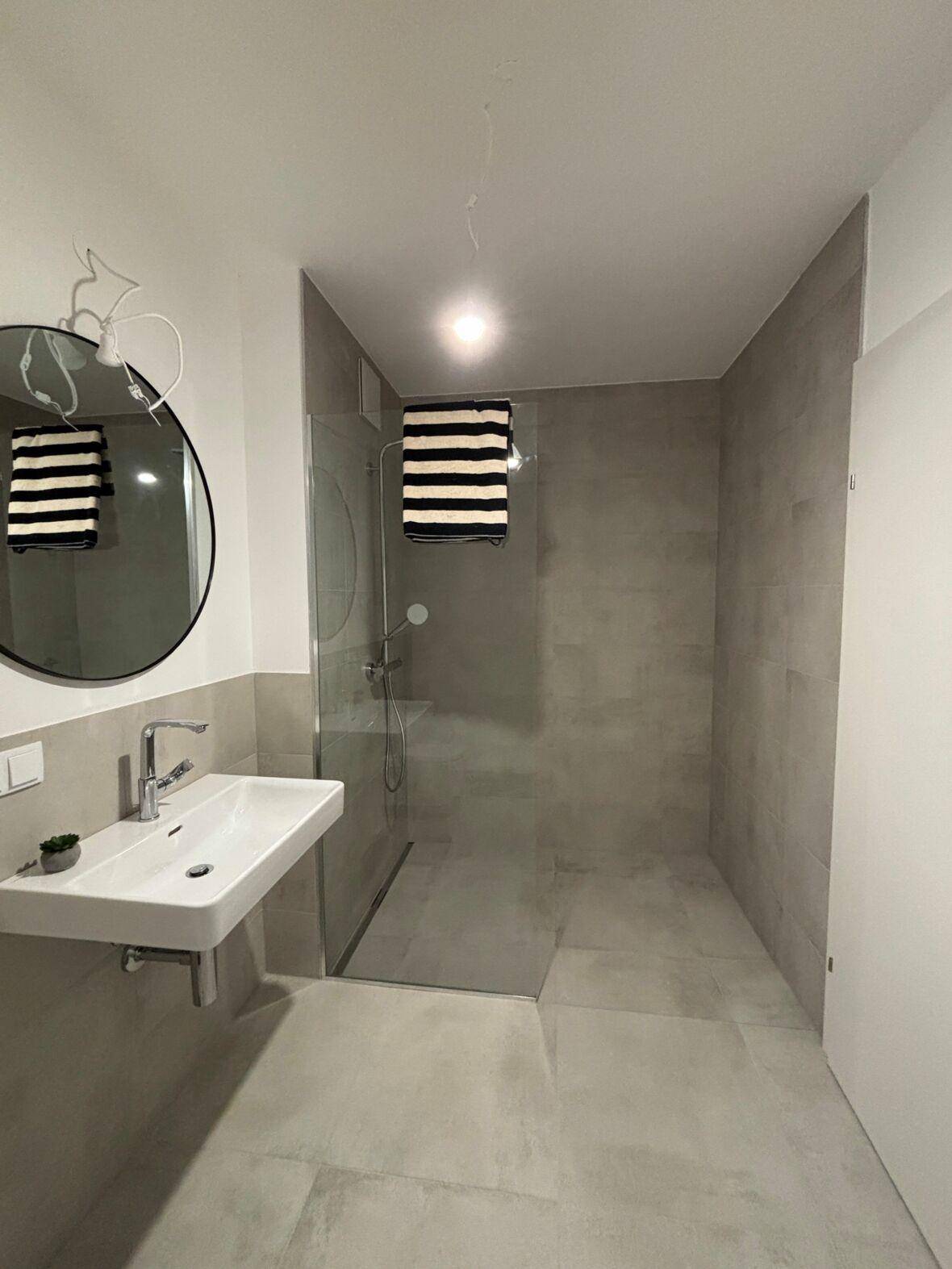 Wohnen im "Kleegarten"_gut geschnittene 2- Zimmer-Wohnung mit Balkon und Gartenabteil_Top 12_PROVISIONSFREI! – pohled 5