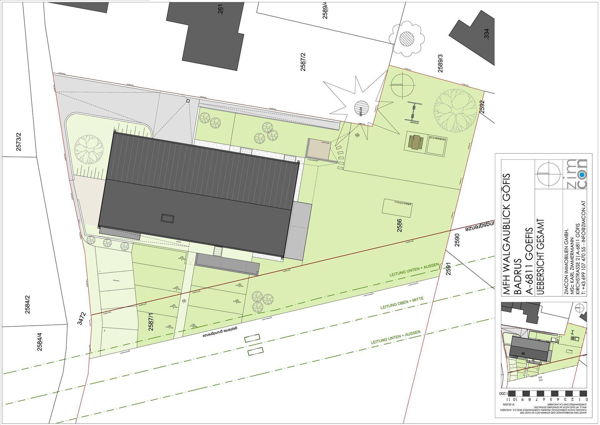 Übersichtsplan des Grundstücks mit Gebäudeposition, Gartenflächen und Zufahrt.
