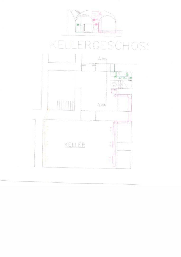 Detaillierter Grundriss des Kellergeschosses mit Lagerbereichen und dem Verlauf des Treppenaufgangs.