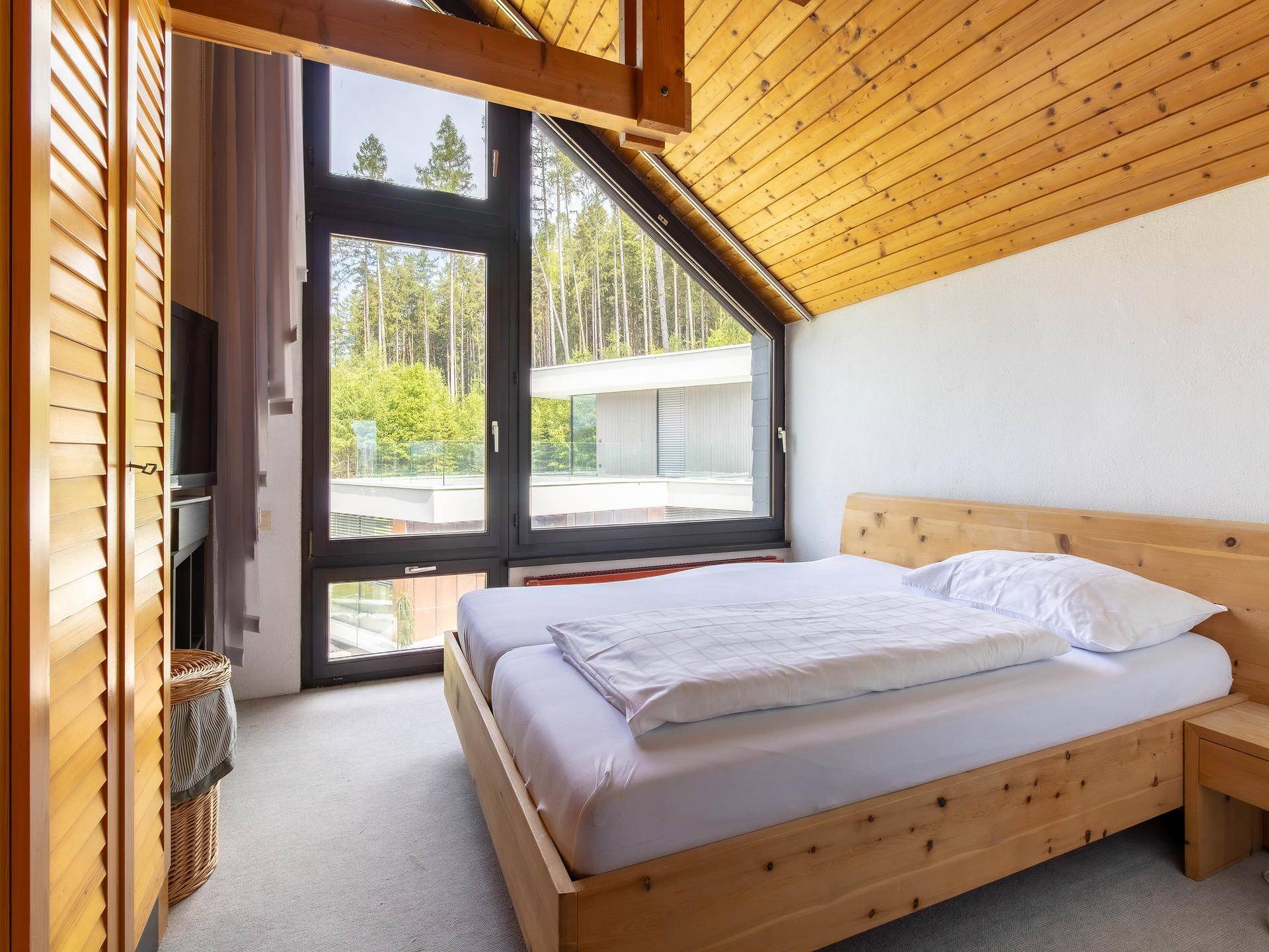 Mondäne Villa in absoluter Toplage - Hotel/Pension auf großem Grundstück - Mehr