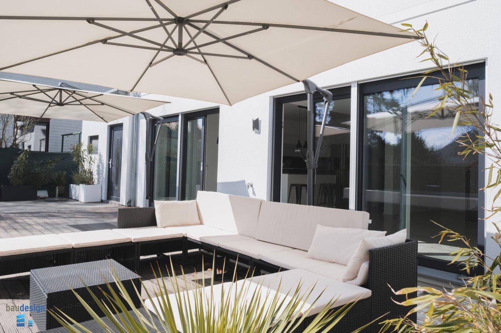 TOP Immobilie !! Modernes Einfamilienhaus im Zentrum von Korneuburg !! – pohled 3