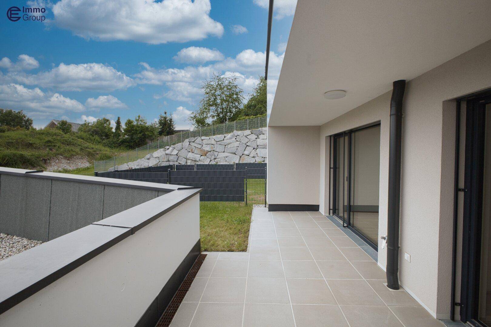 Terrasse & Eigengarten
