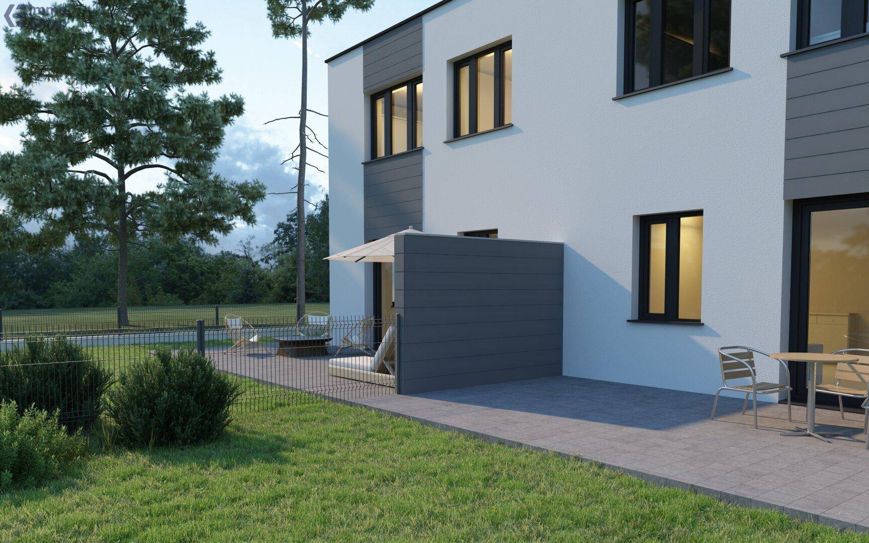 Gemütliche Terrasse mit Sitzgelegenheiten und einem kleinen Gartenbereich, ideal für entspannte Stunden.