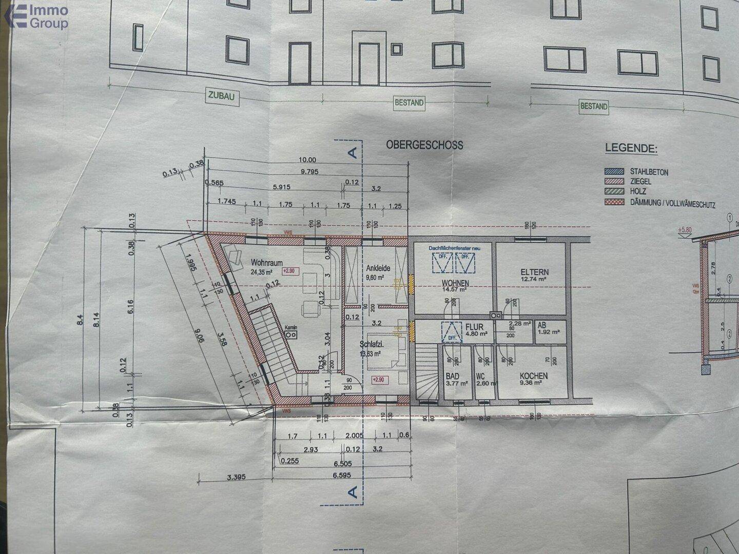 Grundriss des Obergeschosses mit Schlafzimmern, Ankleide und separatem Bad und WC.