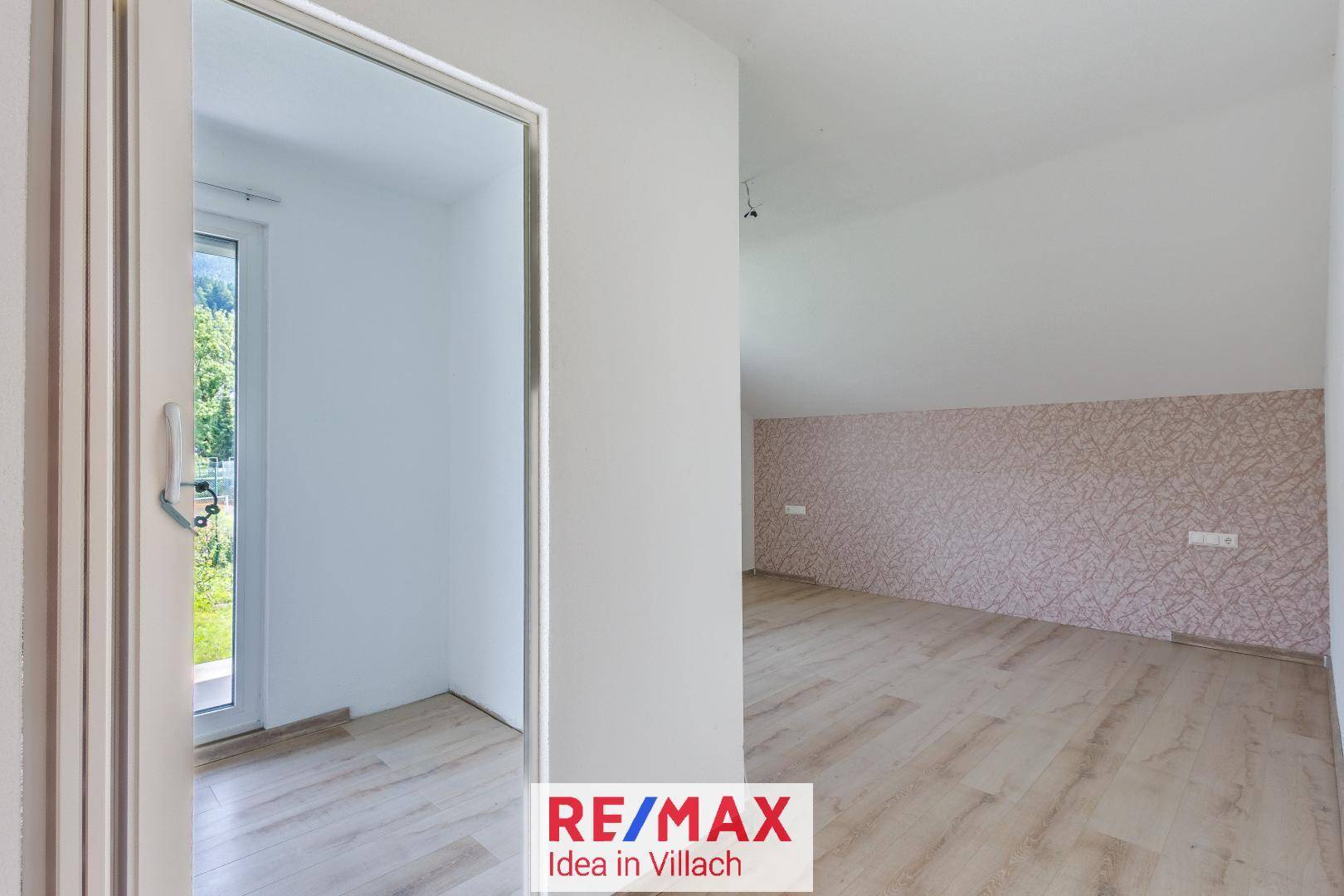 Schlafzimmer mit Schrankraum_OG