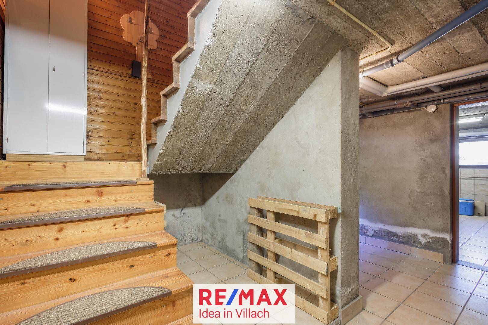 Keller Lager, Vorraum