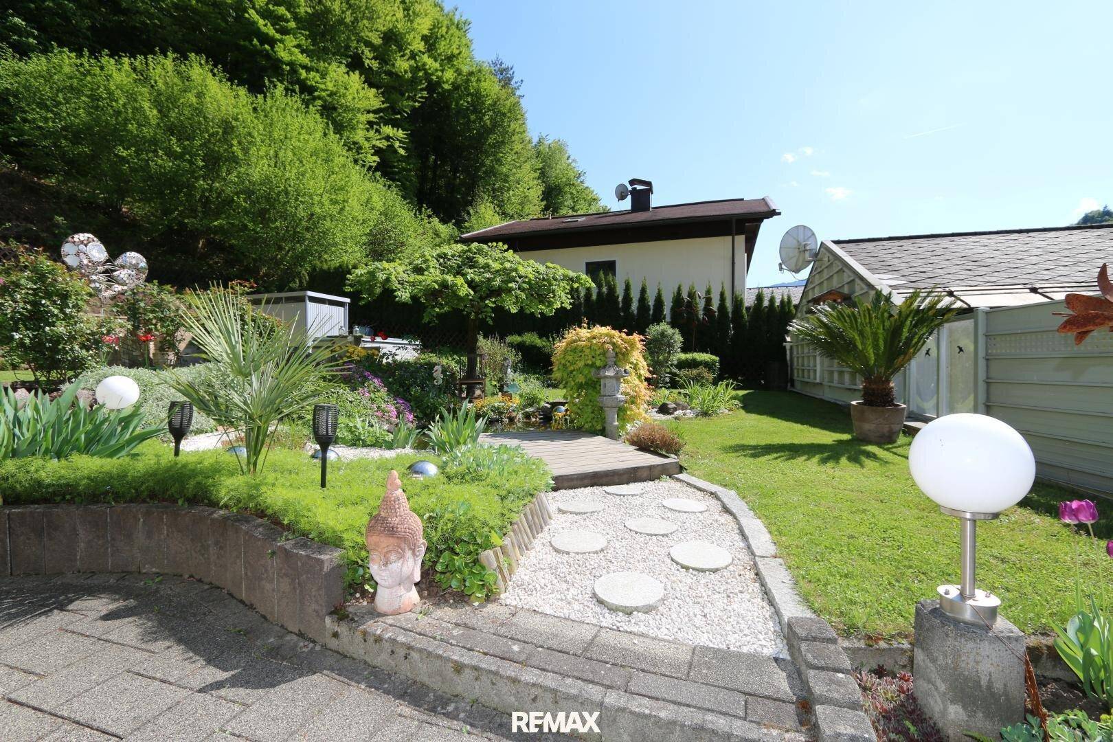 Großräumige Erdgeschosswohnung mit fantastischem Garten - Ansicht 2