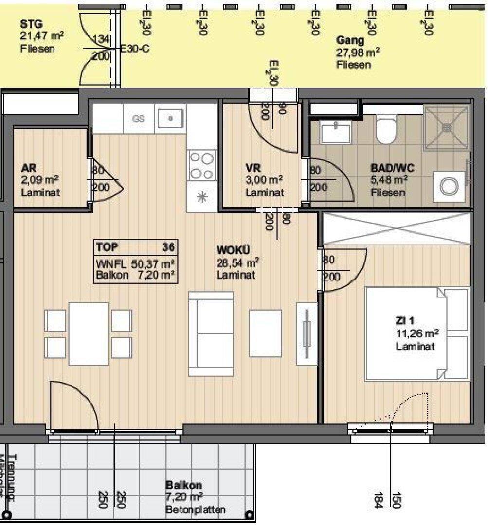 Grundriss einer Wohnung mit offenem Wohn-Kochbereich, Schlafzimmer und Balkon.