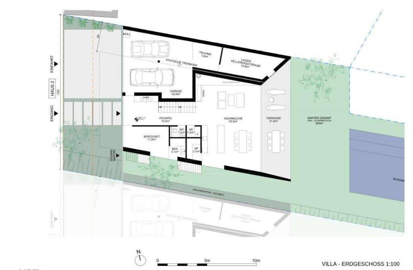 Grundriss des Erdgeschosses der Villa mit Garage, offenem Wohnbereich und großer Terrasse.