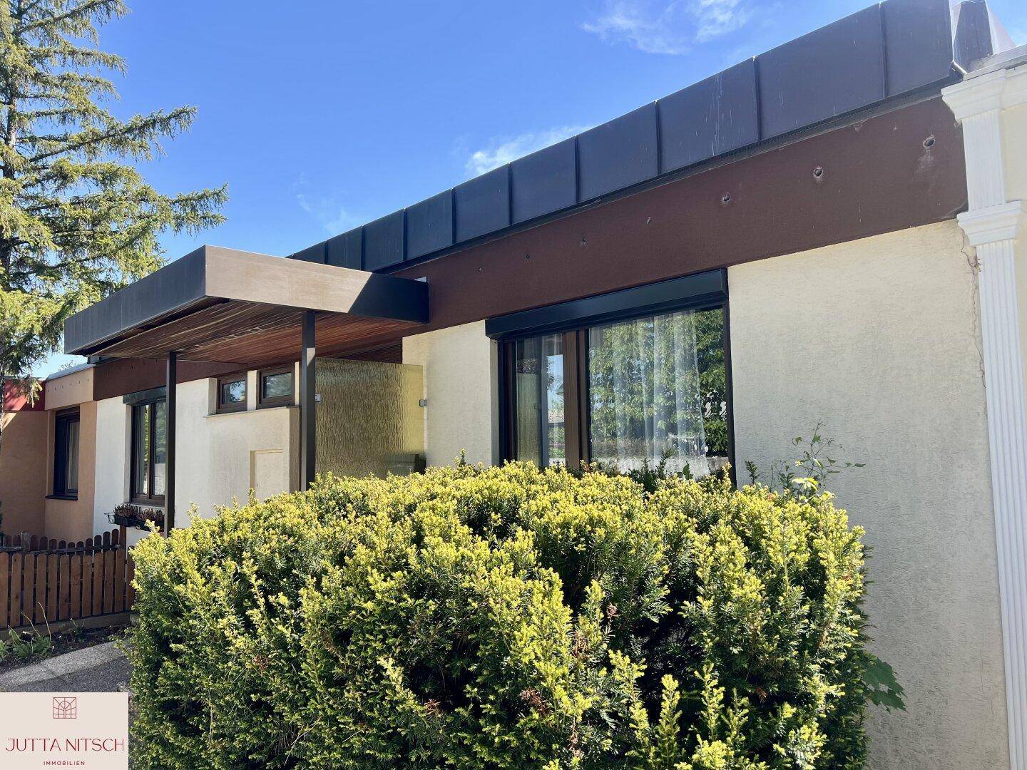 Lichtdurchfluteter Bungalow mit Garten und Garage - Südstadt - Ansicht 3