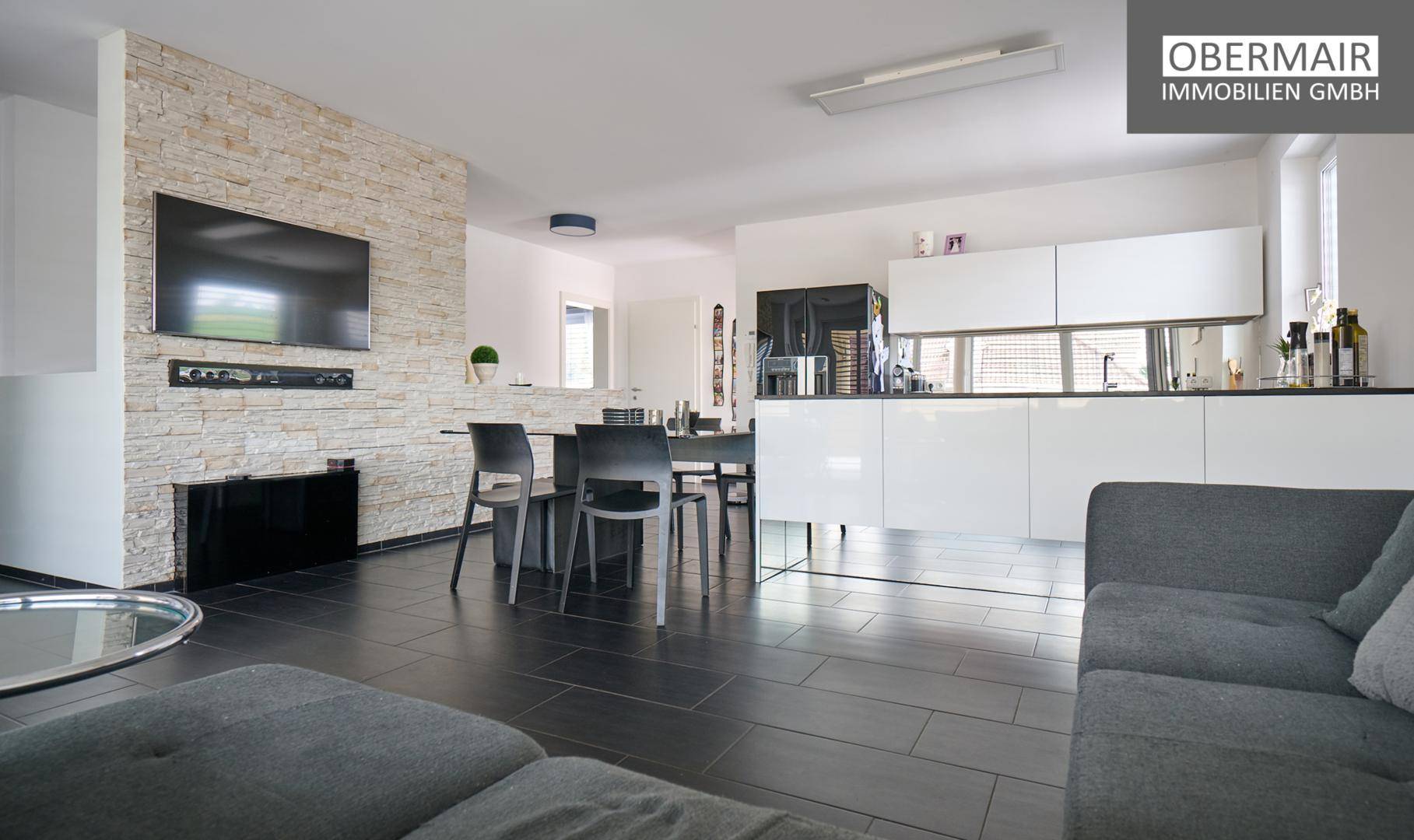 OIV24-004_Blick vom Wohnzimmer