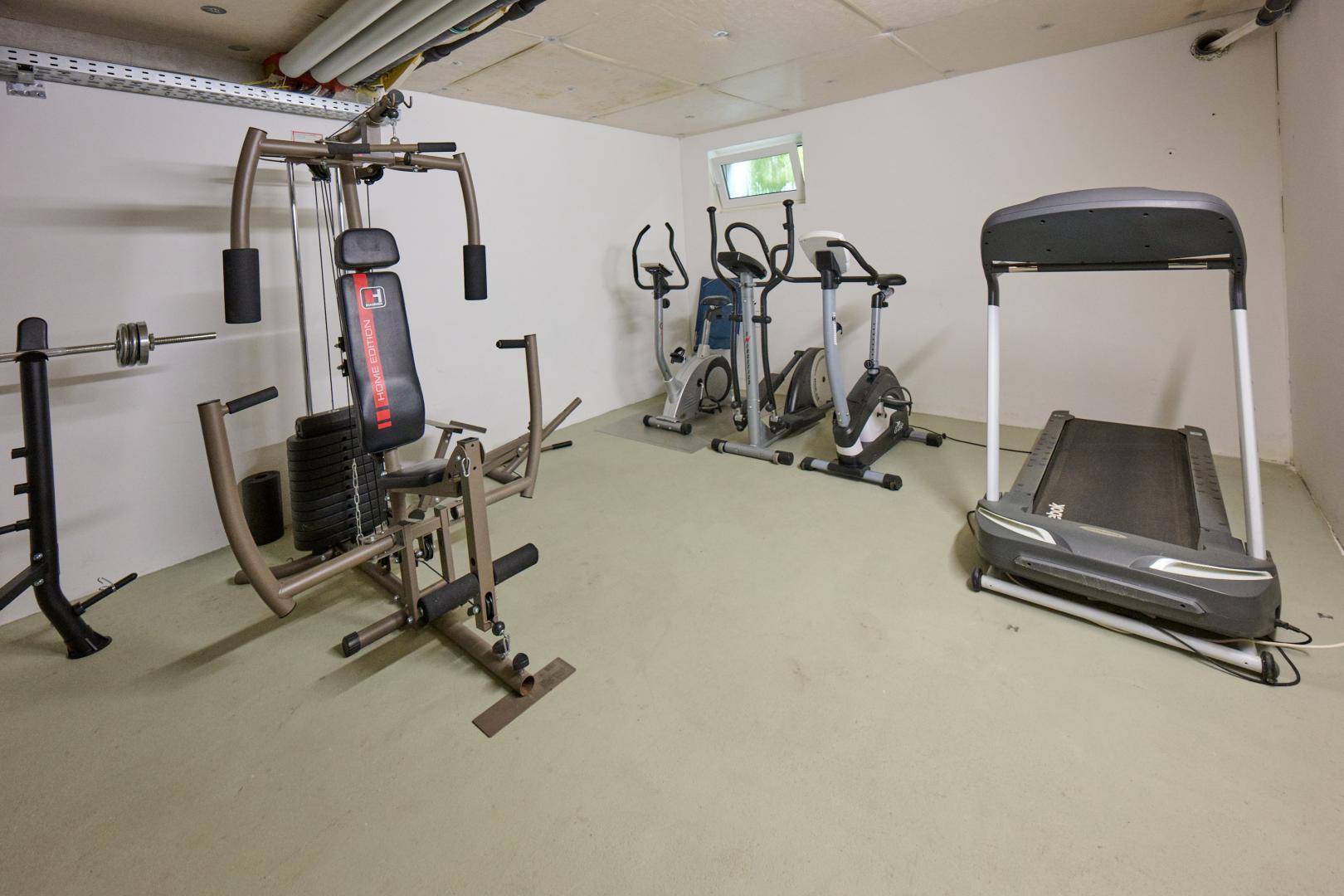 OIV24-004_Allgemeiner Fitnessraum