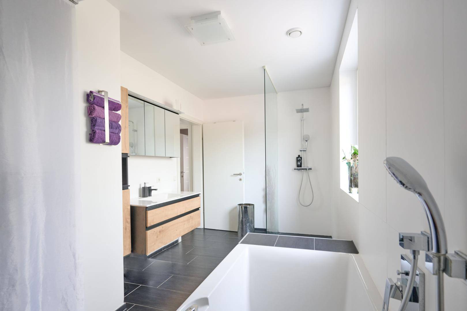 OIV24-004_Badezimmer