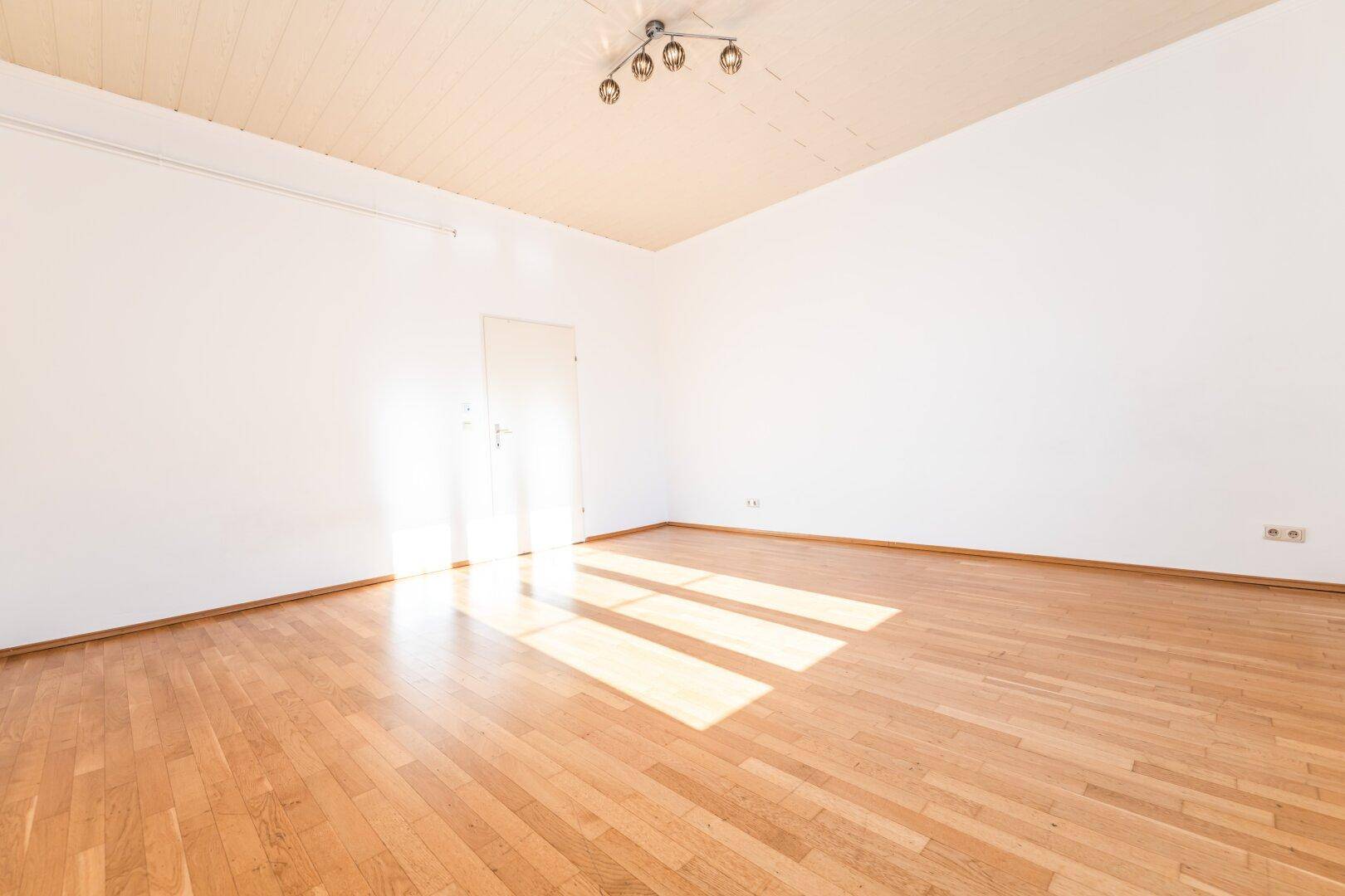 Wohn/Schlafzimmer
