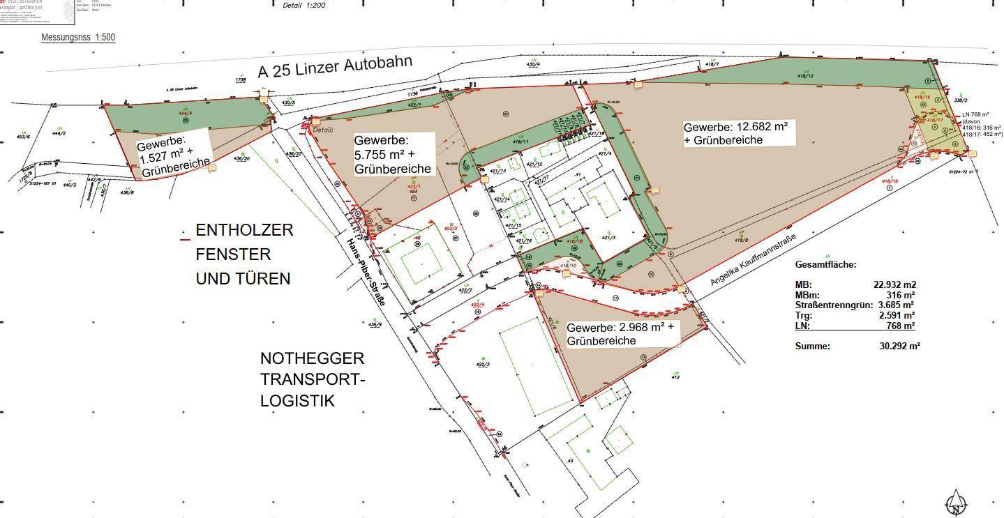 Technischer Plan der Gewerbegrundstücke mit detaillierter Aufteilung, Straßenführung und Flächenangaben.