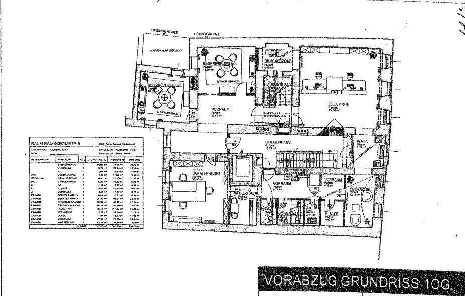 Schwarz-weißer Grundrissplan mit Raumaufteilung und einer Tabelle der Flächenangaben für das 1. Obergeschoss.