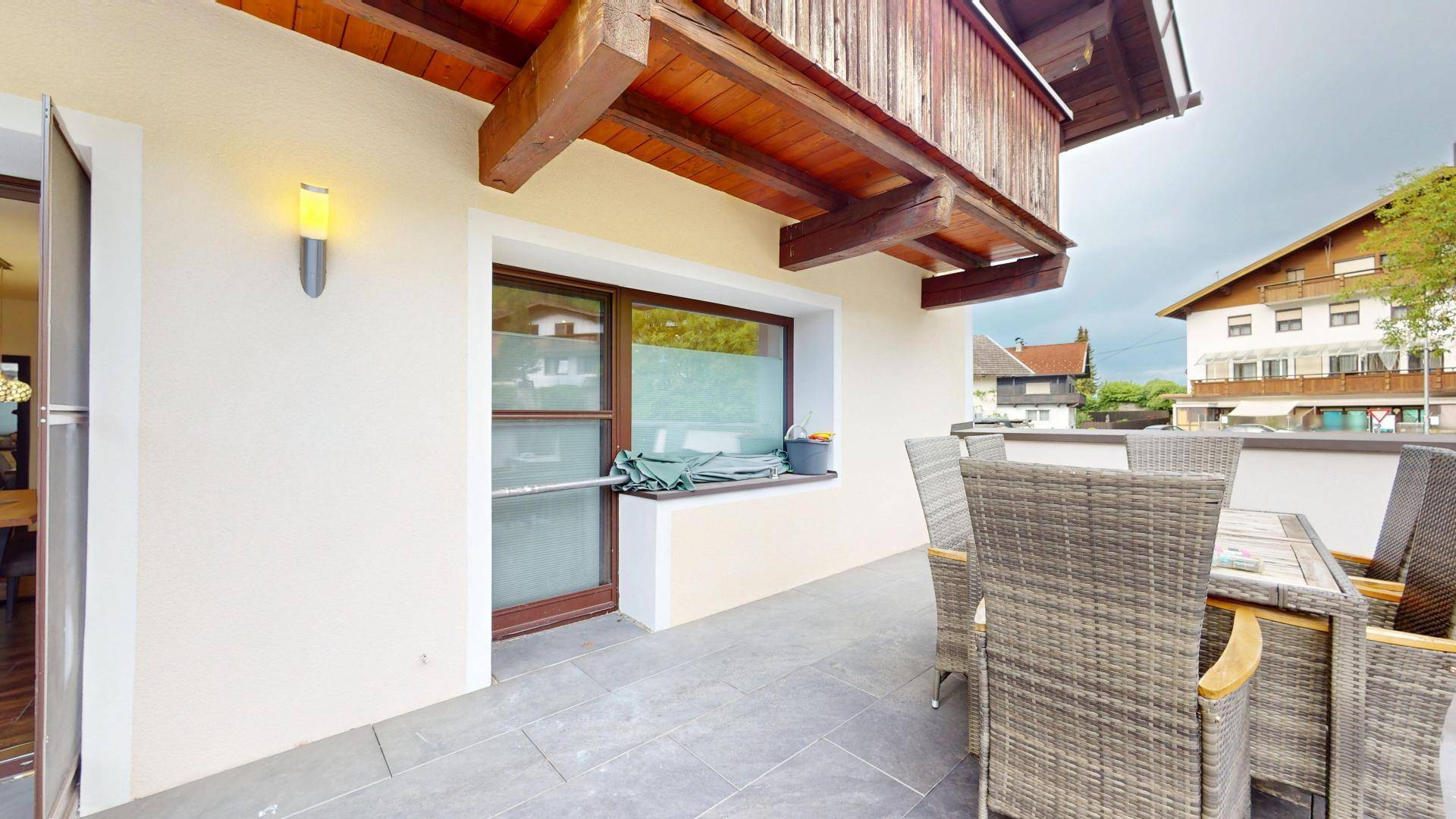 1. OG Balkon