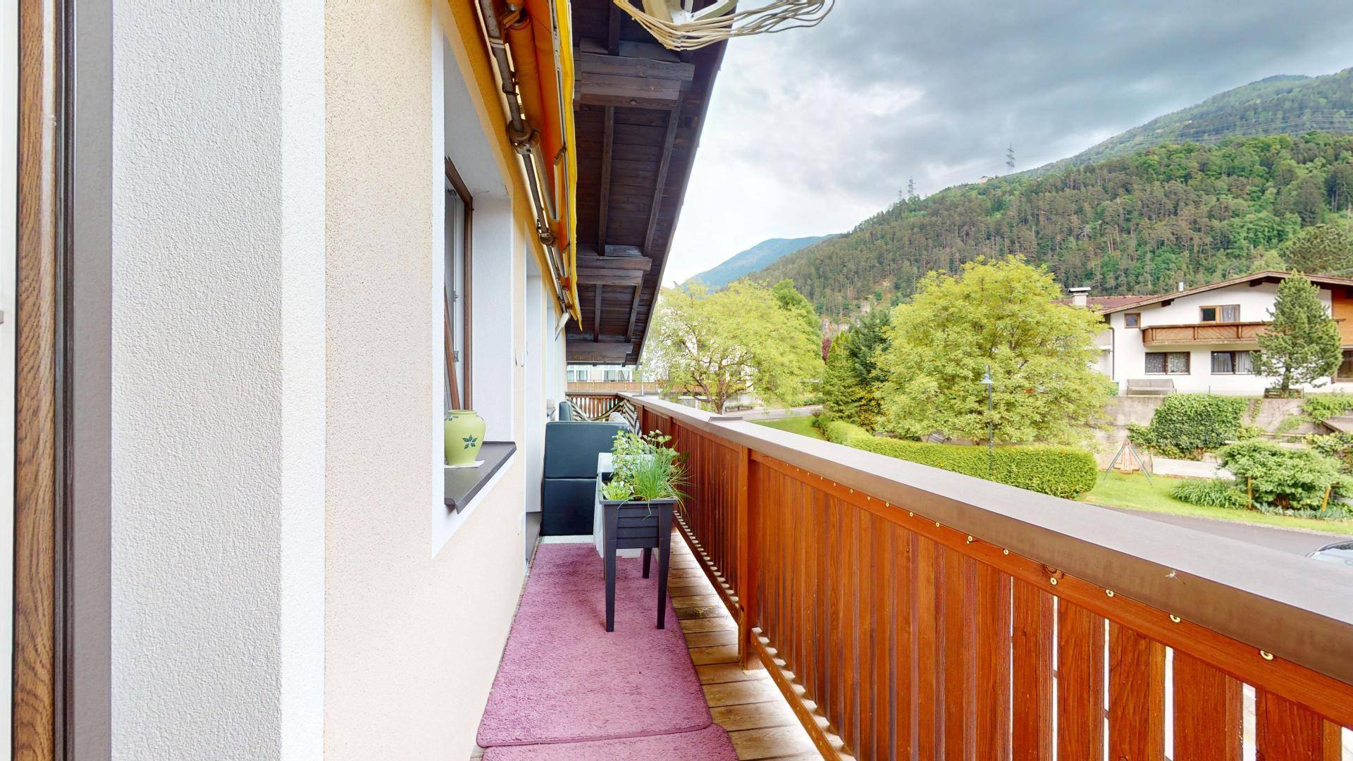 2. OG Balkon
