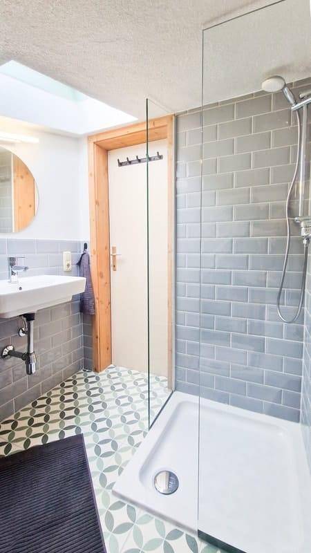2.OG - Wohnung Süd - Bad