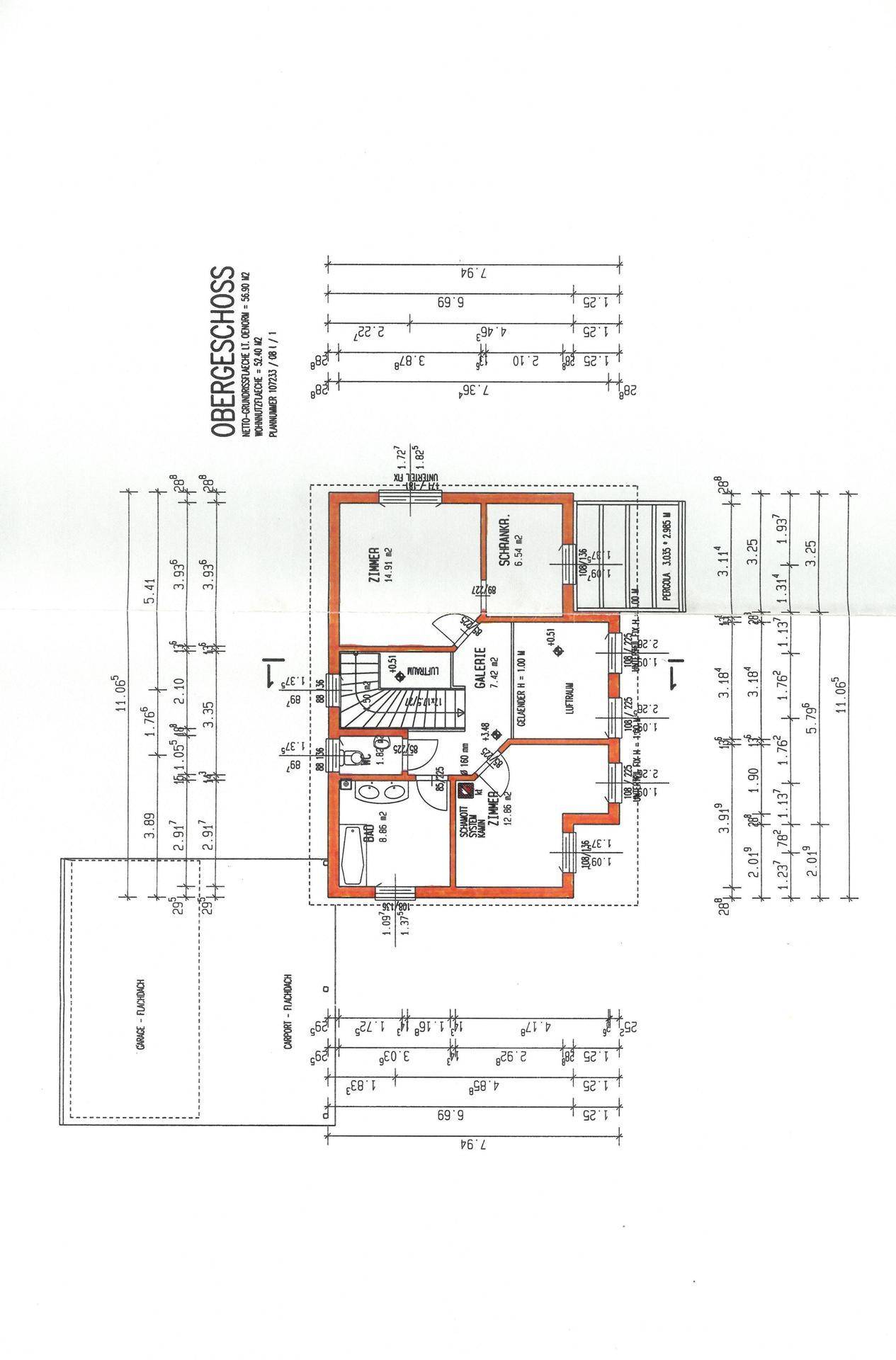 Grundriss des Obergeschosses mit Schlafzimmern und Badezimmer.