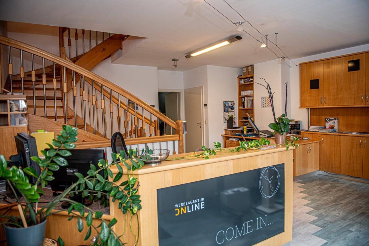 Büro EG