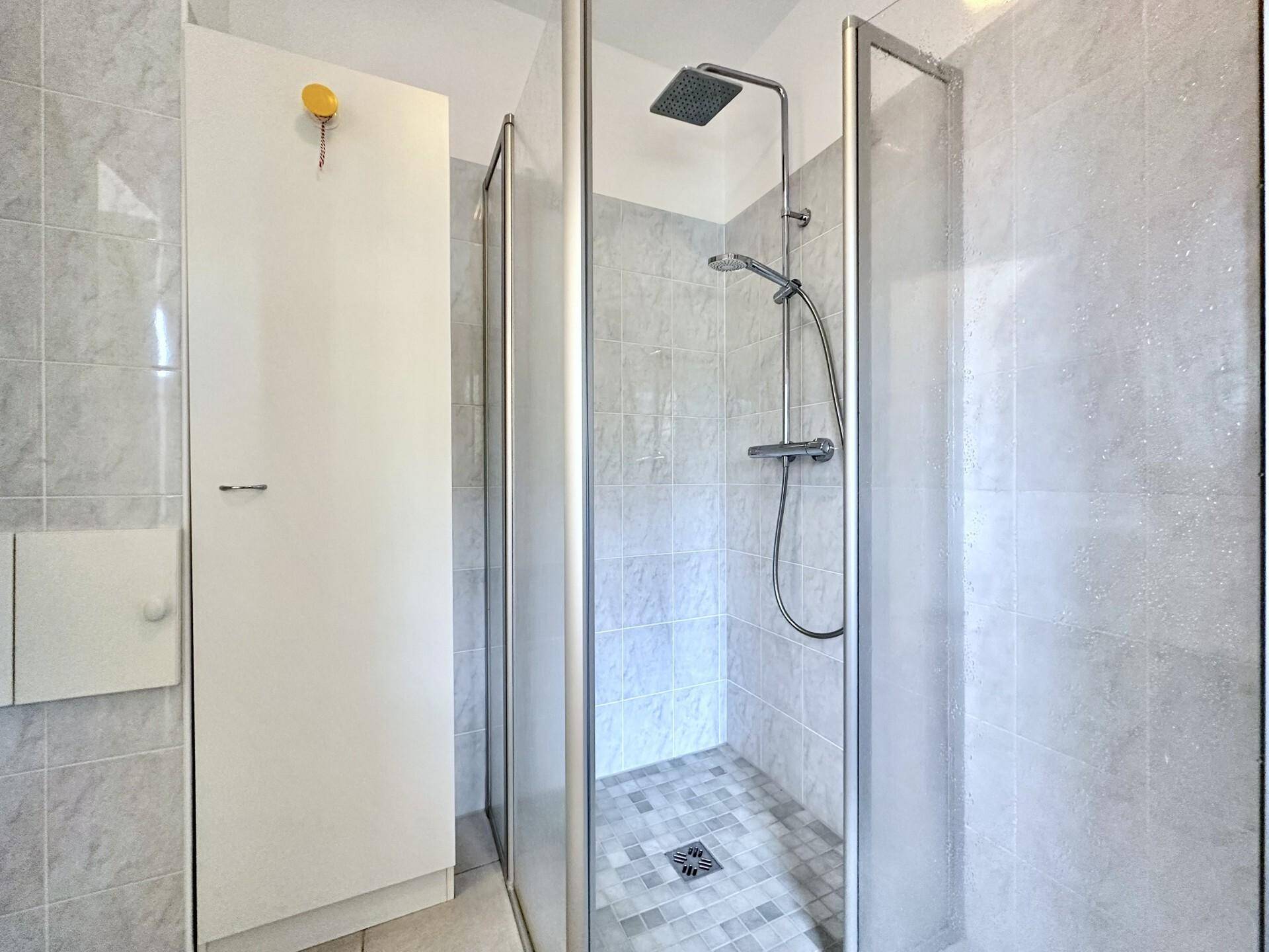 Badezimmer EG