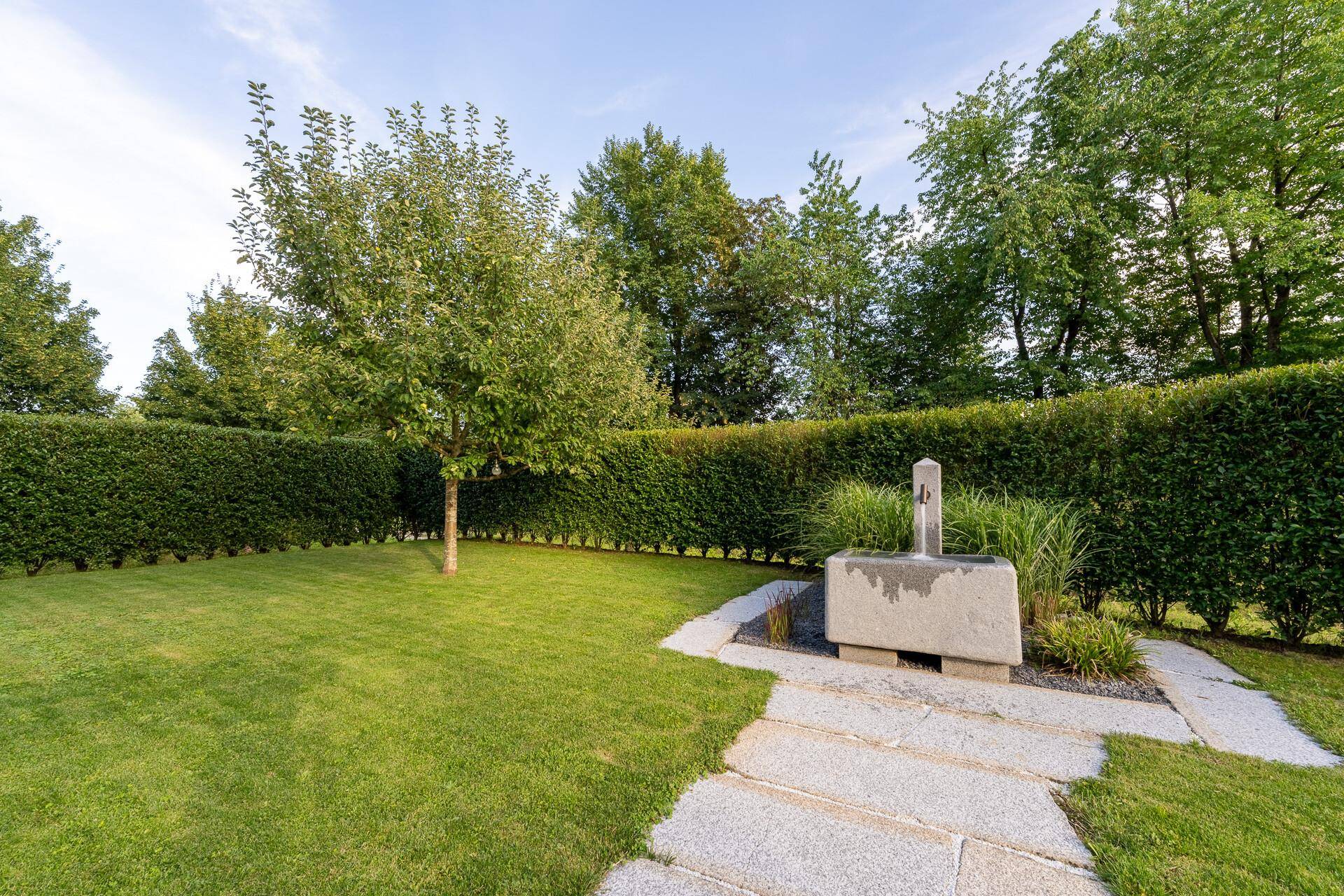 Garten/Brunnen