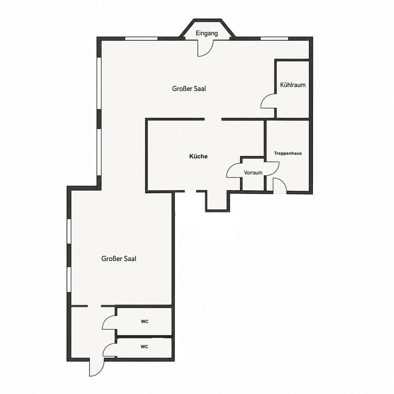 Grundriss des Erdgeschosses mit großem Saal, Küche, Kühlraum und zwei WCs.