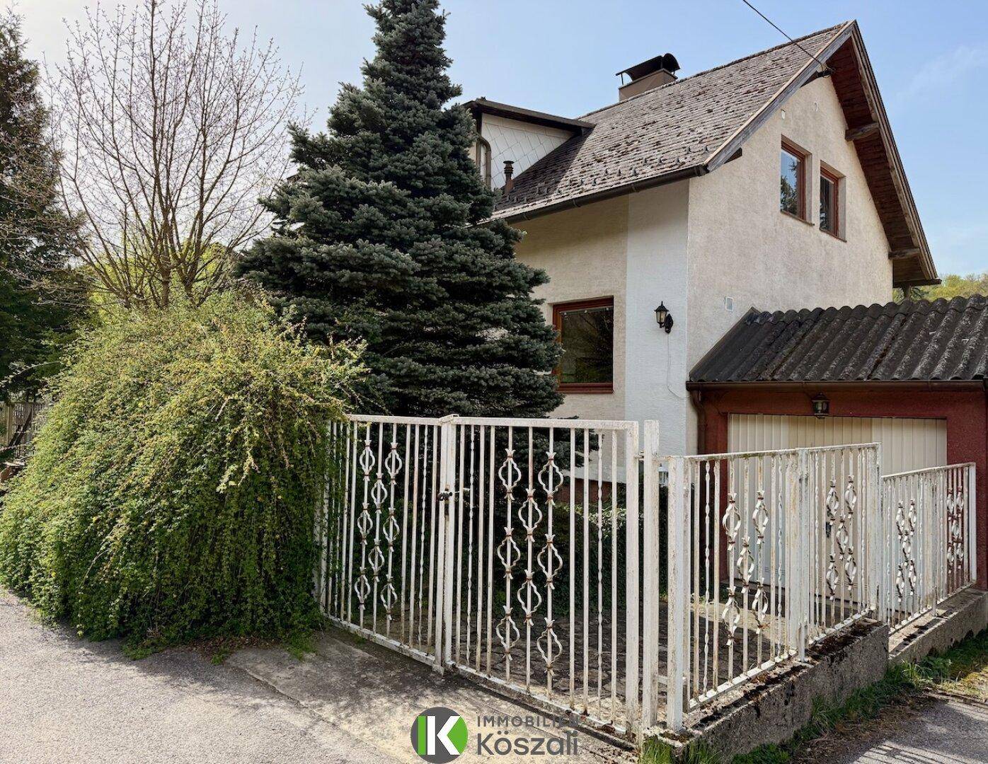Haus und Garage