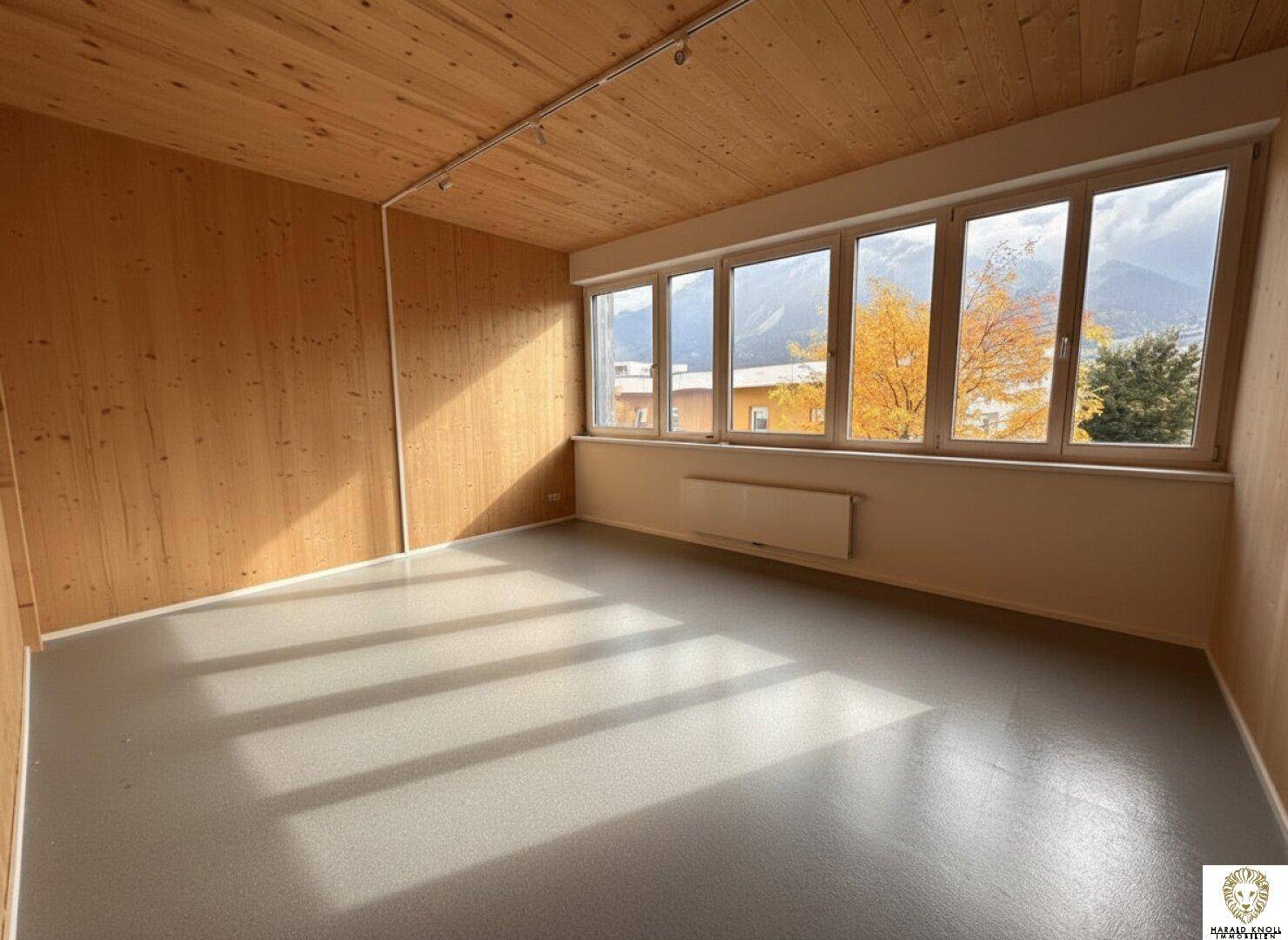 Großzügige Bürofläche in Toplage von Schwaz - View 6