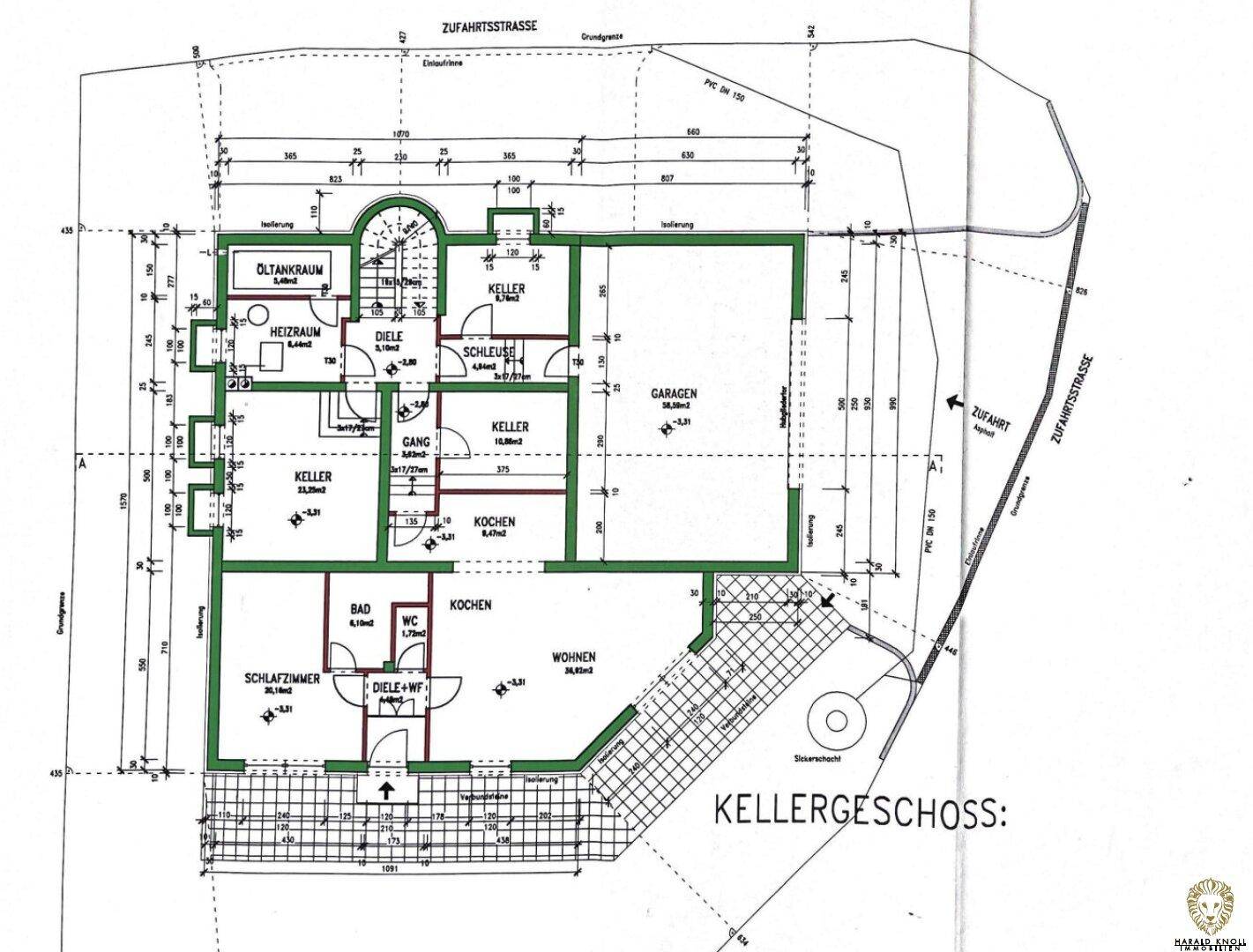 Grundriss des Kellergeschosses mit Garage, Heizraum und weiteren Kellerräumen.