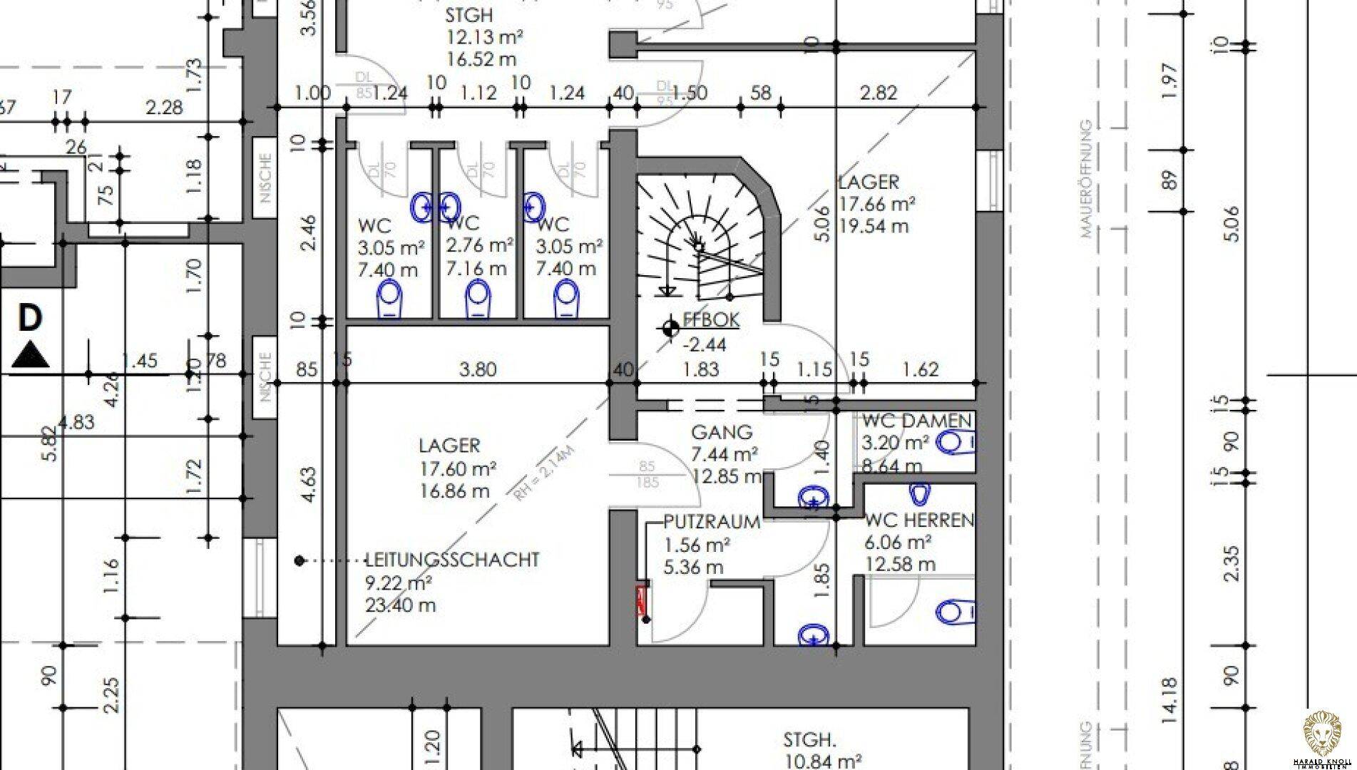 Ausschnitt eines Grundrisses mit Sanitärbereichen, Lagerräumen und Treppenhaus.