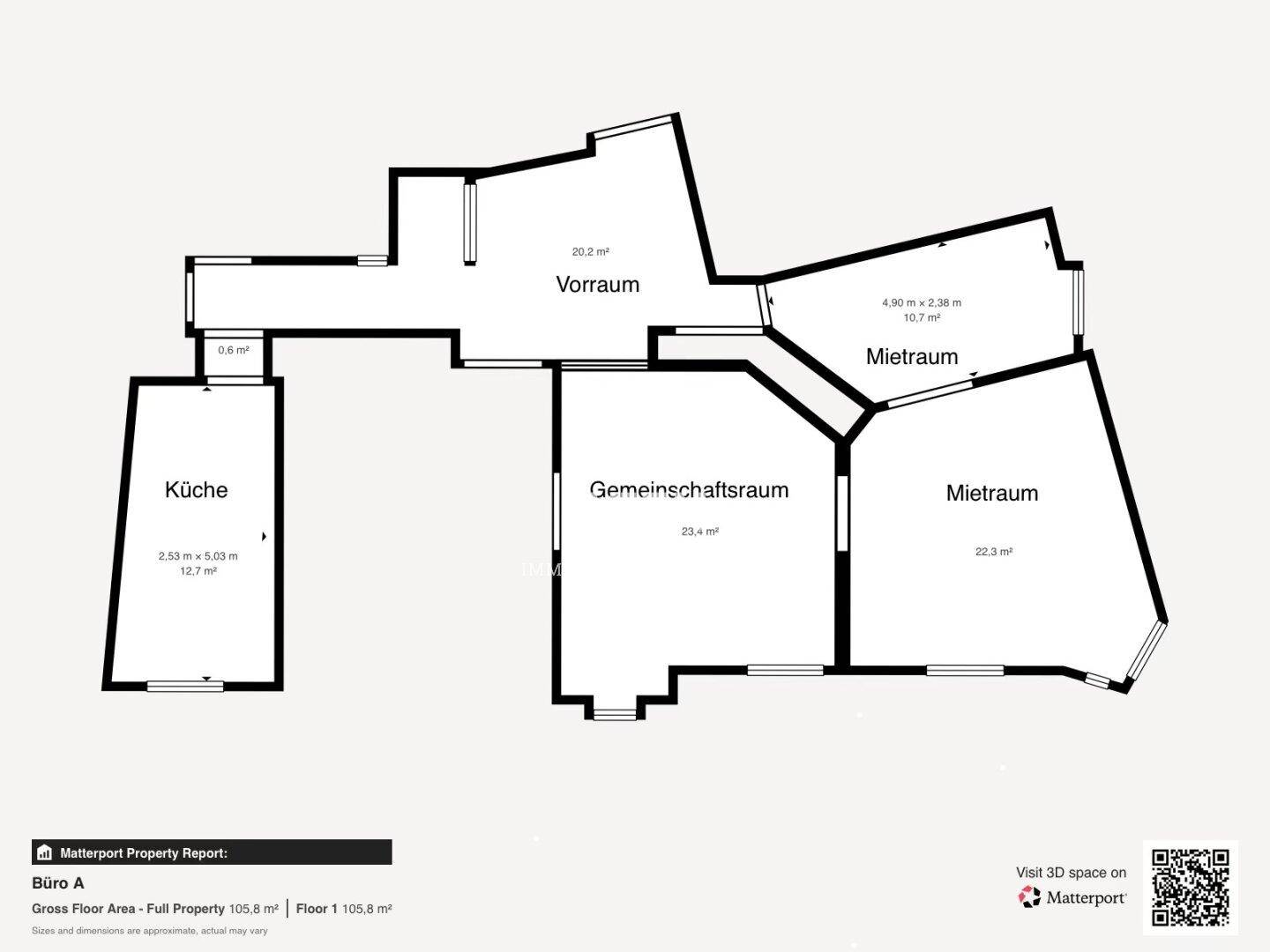 Grundrissplan einer Etage mit mehreren Mieträumen, einem Vorraum, Gemeinschaftsraum und einer Küche.