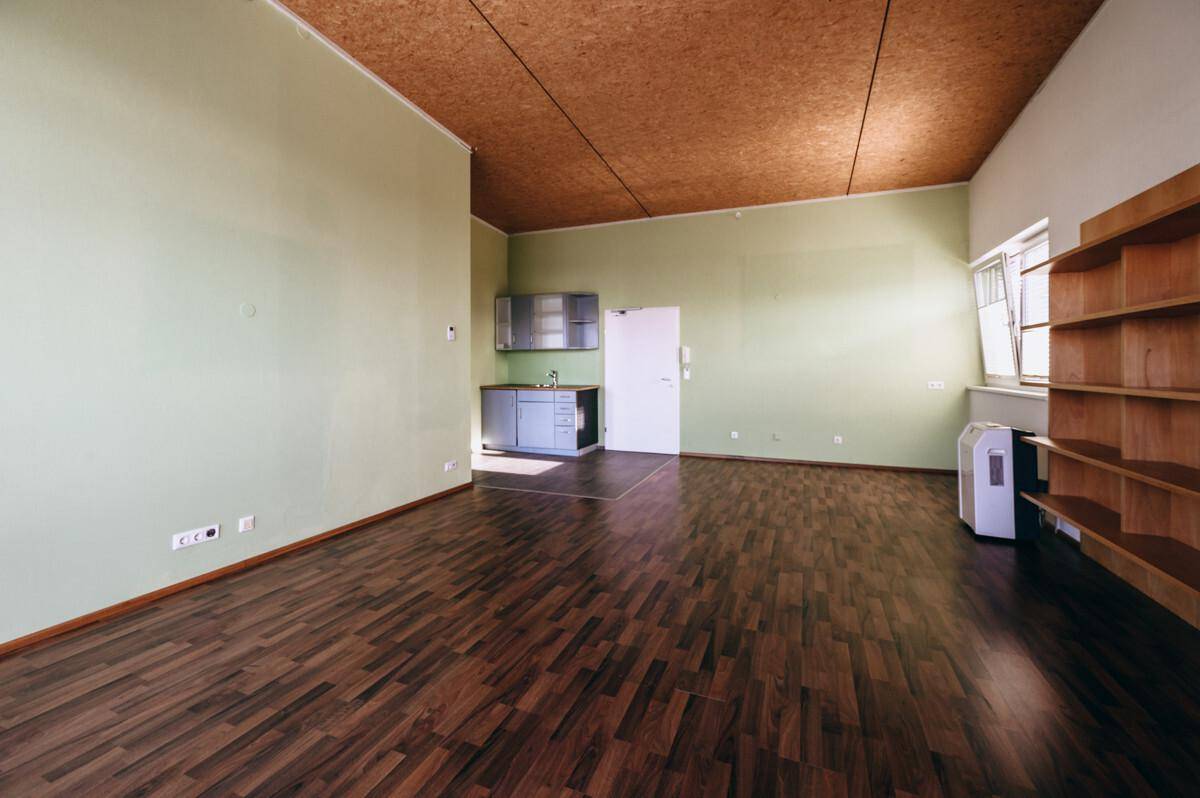 Büro 1