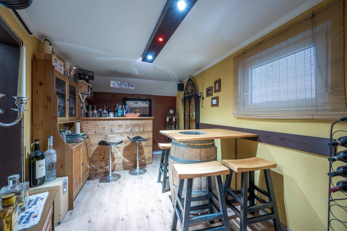 Kellerbar