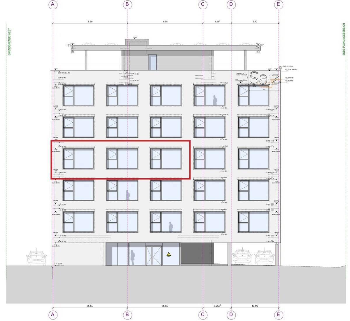 Architektonische Fassadenansicht des Gebäudes mit Fensterdetails und Maßen.