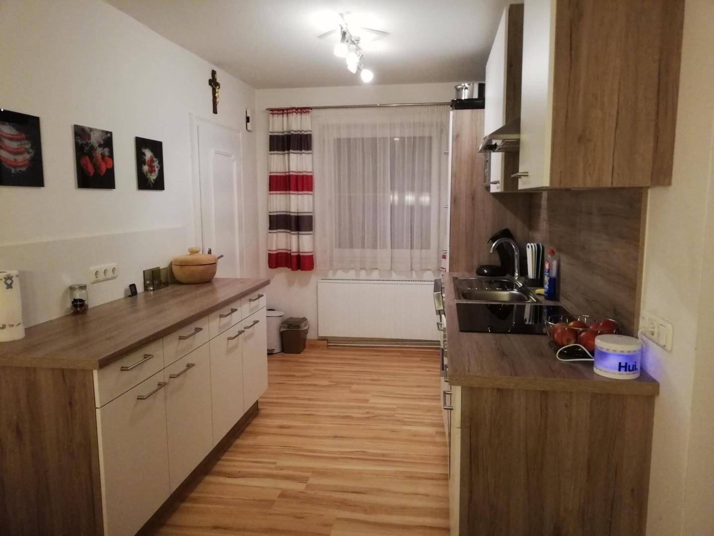 https://pictures.immobilienscout24.de/prod.www.immobilienscout24.at/pictureserver/loadPicture?q=70&id=012.0012000001TdqFd-1735826873-5bec4b0f76bf40cdabb9d8ac5373b7ee