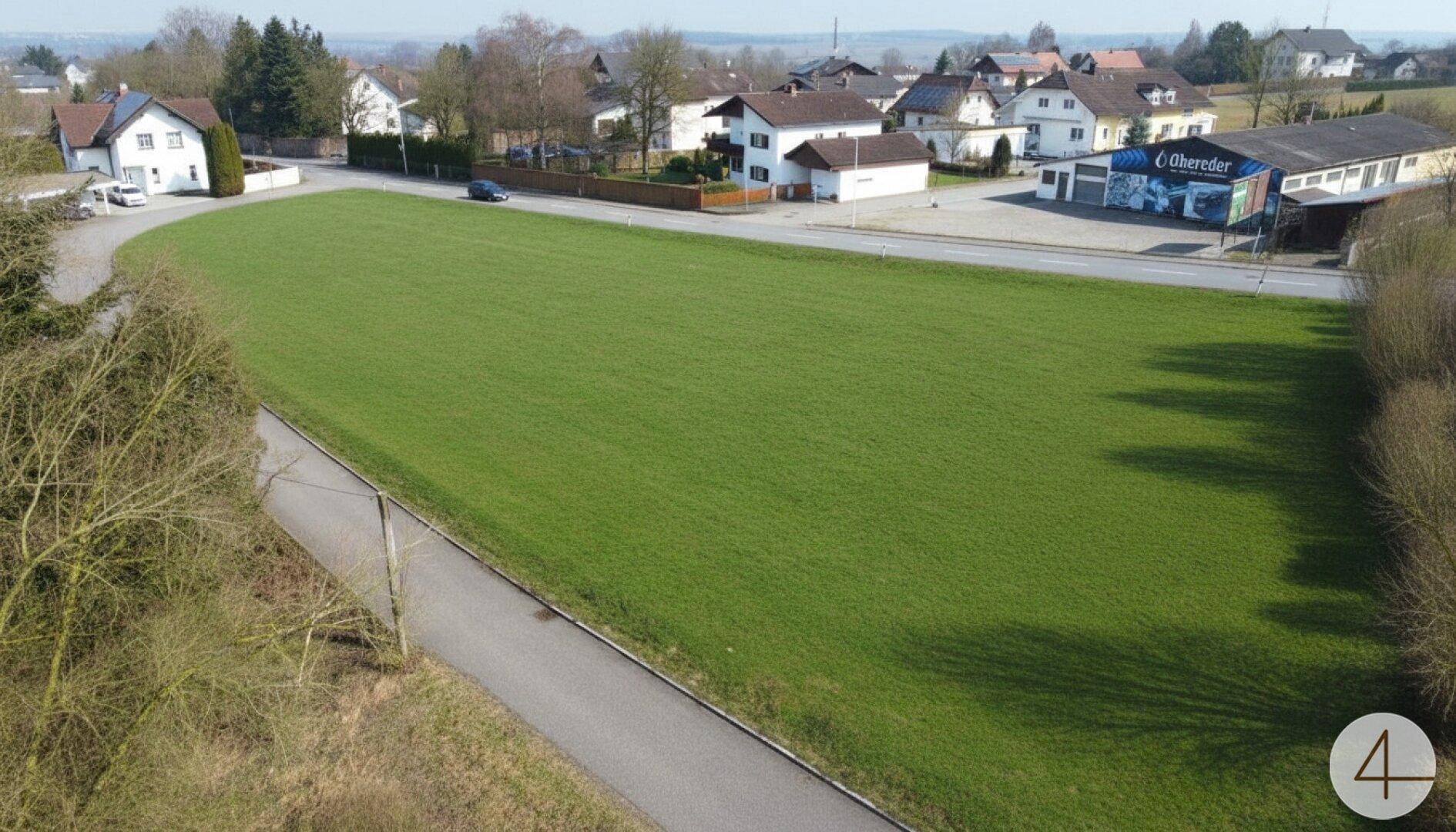Projektierbares Baugrundstück! Der Untergrund für Ihr neues Projekt - Mehr